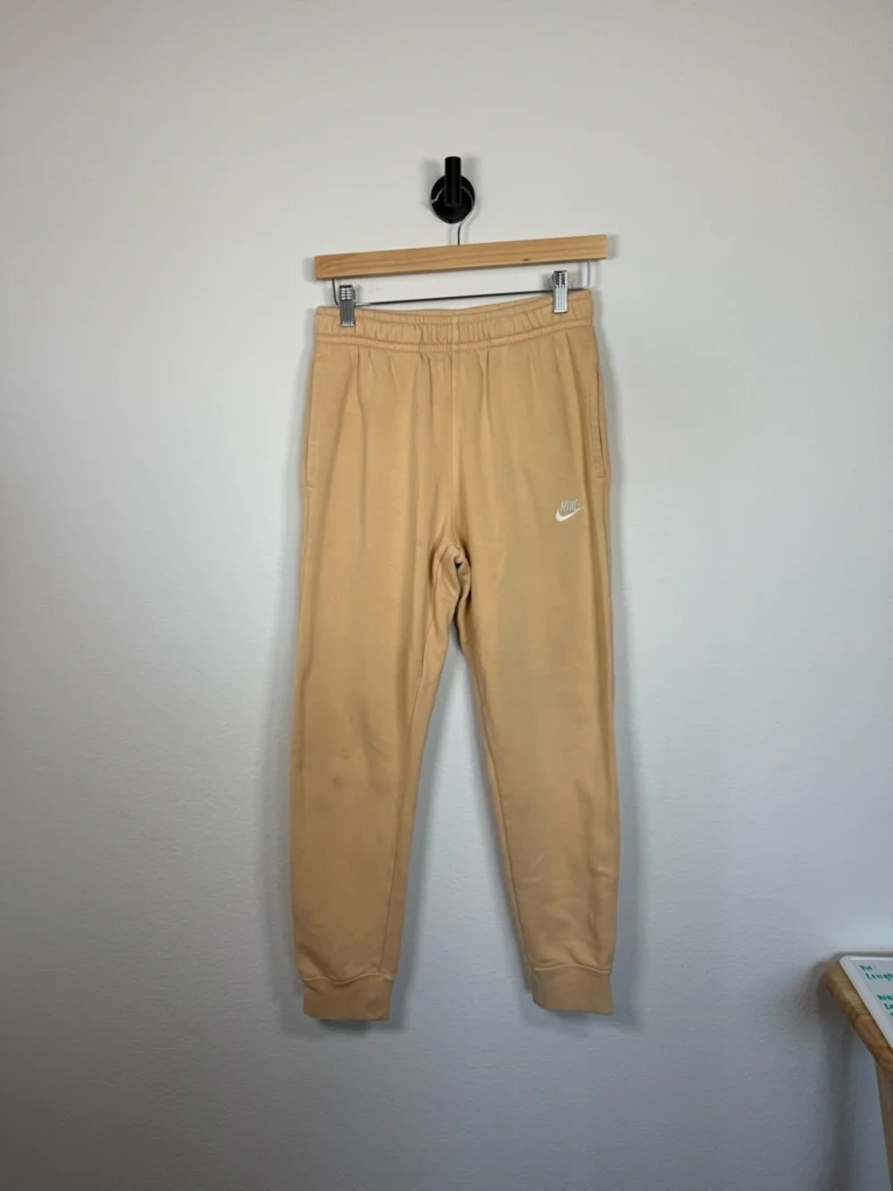 Nike Peach Club Fleece Jogger Sweatpants Swoosh Logo Size S